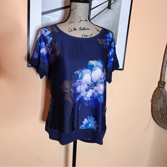 🍁Simply Vera Vera Wang NWT top - Picture 1 of 7